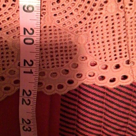 Cynthia Rowley 100% Linen Top - Picture 6 of 7